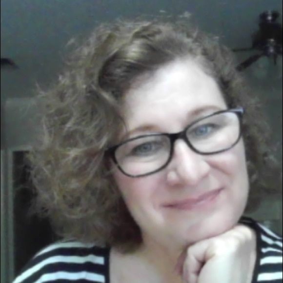 Meet your Posher, Yvette - Picture 1 of 1